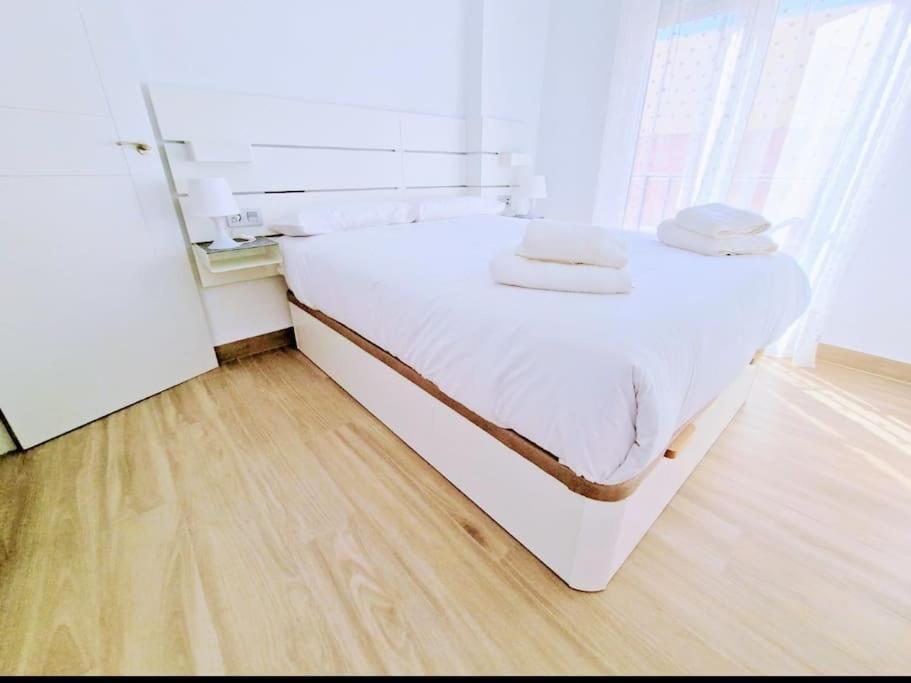 Apartamento Puerto Sol Y Mar 푸엔히롤라 외부 사진