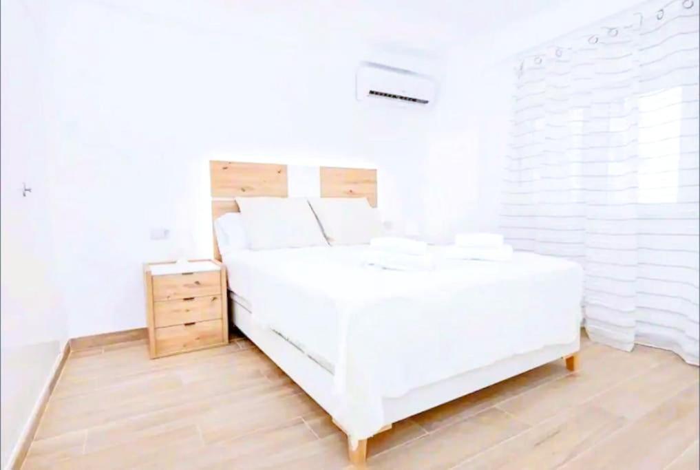Apartamento Puerto Sol Y Mar 푸엔히롤라 외부 사진