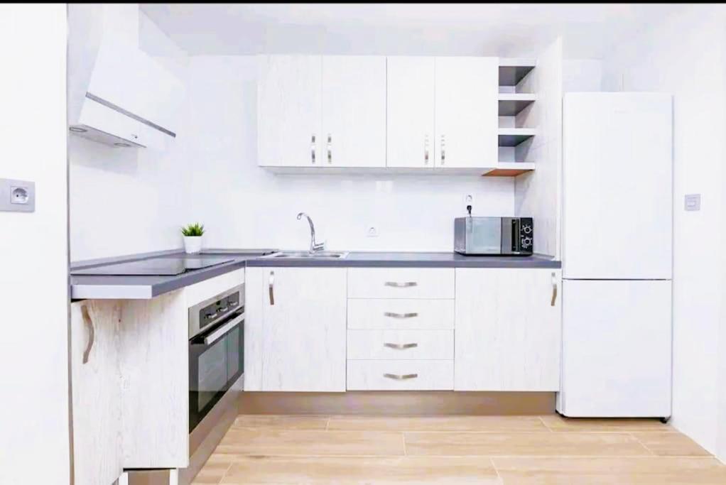 Apartamento Puerto Sol Y Mar 푸엔히롤라 외부 사진